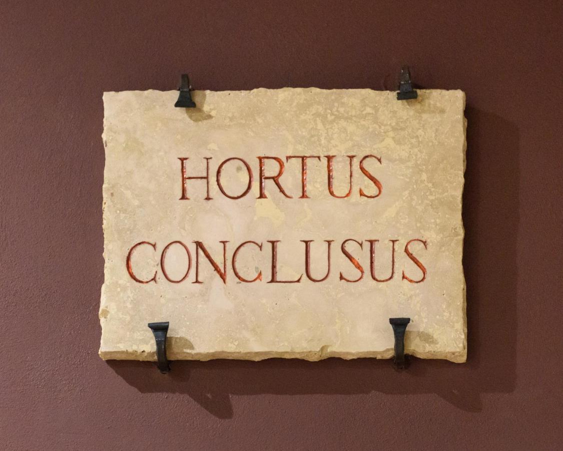 Hortus Conclusus + Free Parking Apartment เซียนา ภายนอก รูปภาพ